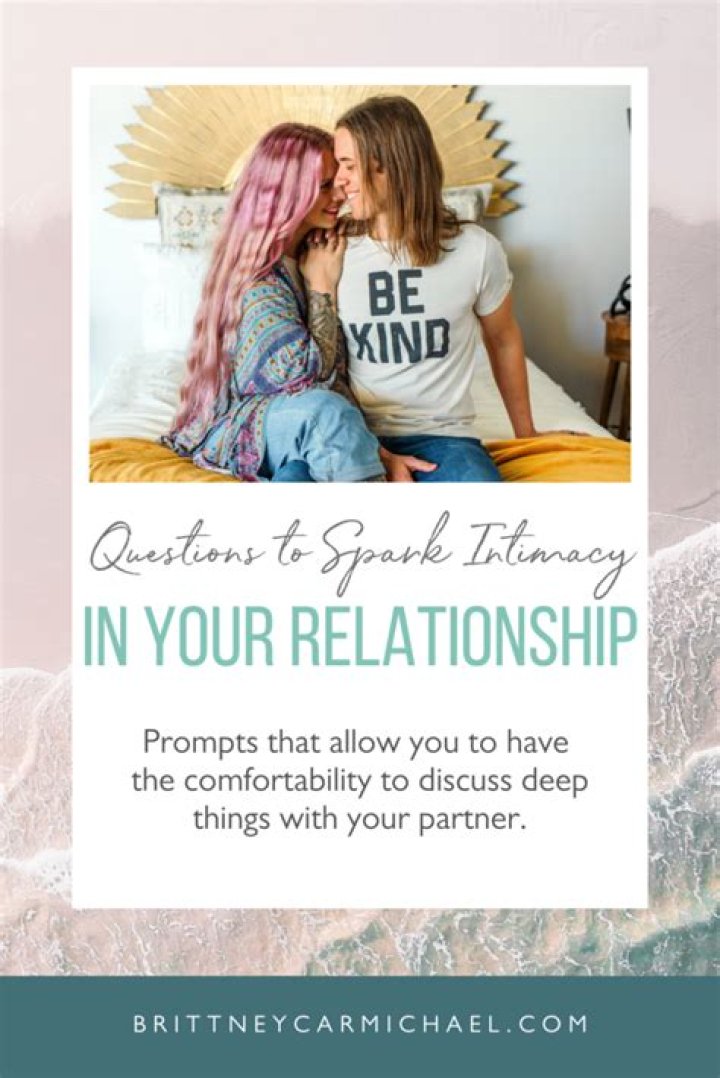 100 Romantic, Heartfelt Questions To Spark Intimacy With Your Girlfriend