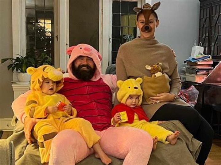 Avril Lavigne's Family: Does She Have Any Children?