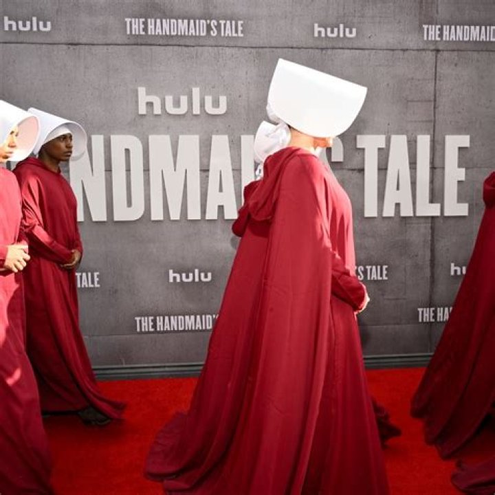 Elizabeth Moss: From Mad Men To The Handmaid's Tale