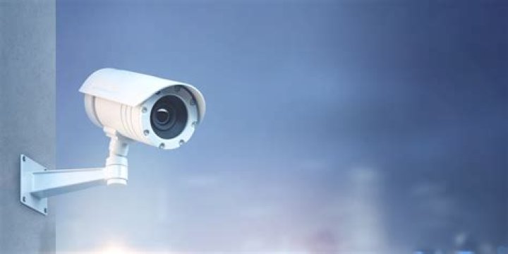 How To Find The Original CCTV Video Of A Kid And His Mom