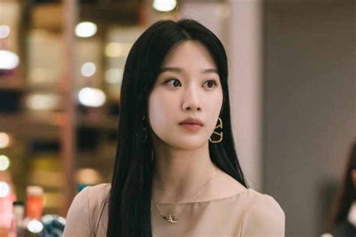 Moon Ga Young Weight: A Look At Her Transformation