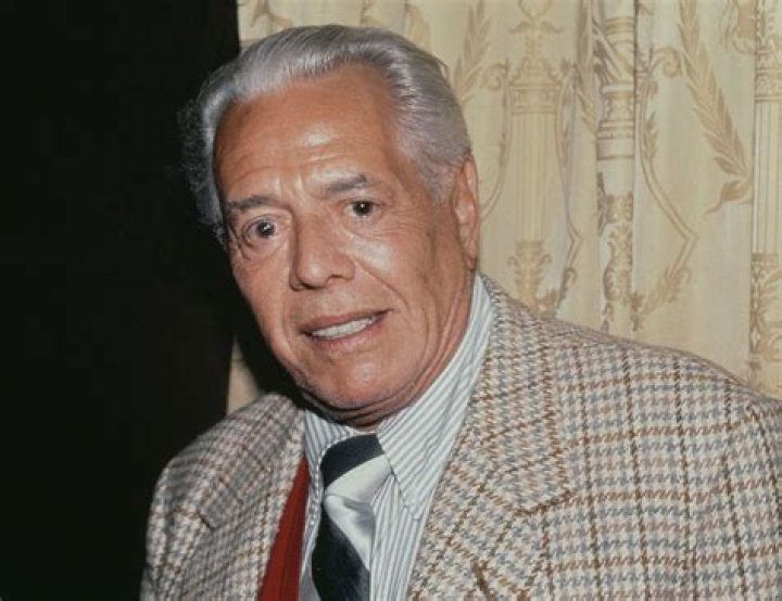 Obituary For The Beloved Actor Desi Arnaz Jr.