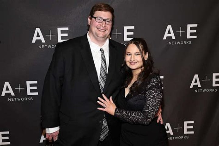 Robin Tunney's Husband: Everything You Need To Know About Her Love Life