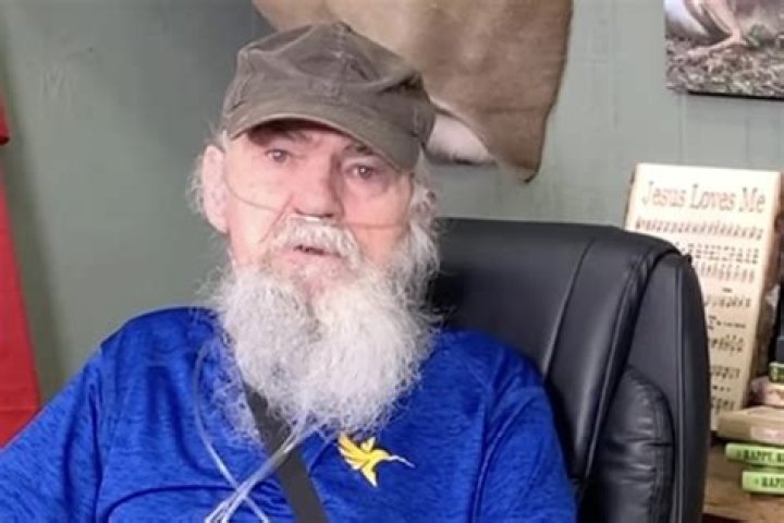 Uncle Si Robertson's Astonishing Net Worth Revealed