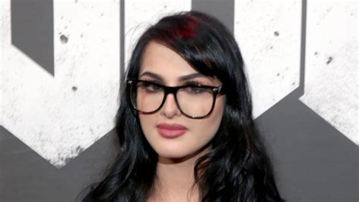 Uncover The True Identity Behind SSSniperWolf: Her Real Name Revealed