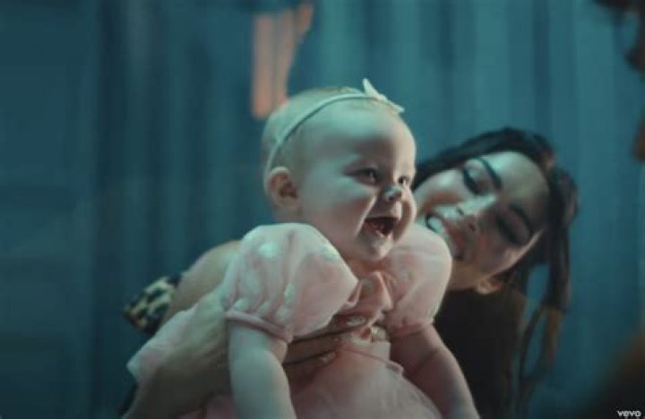 Unveiling Machine Gun Kelly's Little Princess: A Profile Of His Adorable Daughter